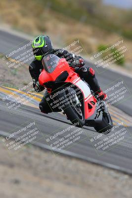 media/Jan-15-2023-SoCal Trackdays (Sun) [[c1237a034a]]/Turn 3 (1115am)/